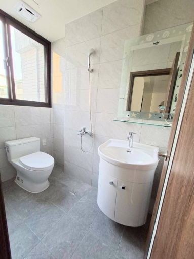 寬敞空間~適合辦公.咖啡簡餐少油煙業者~歡迎賞屋（第6張）