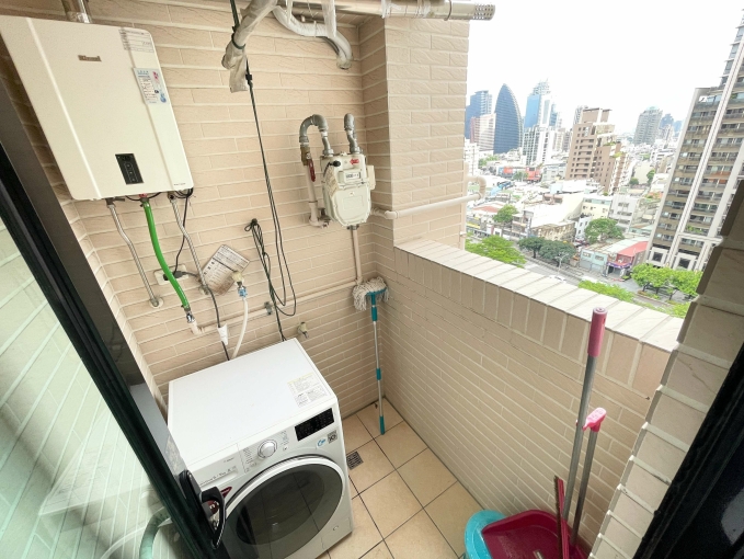 🧡加賴約🧡一房一廳🧡租屋補助🧡浴缸🧡陽台獨洗🧡台水電🧡百萬裝潢🧡秒殺物件🧡（第14張）