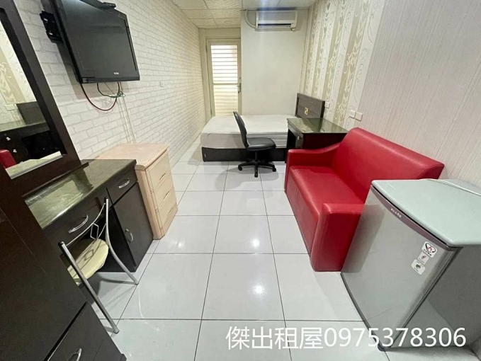 租屋找77✿夜市稀有萬元內,陽台獨洗,採光佳（第2張）