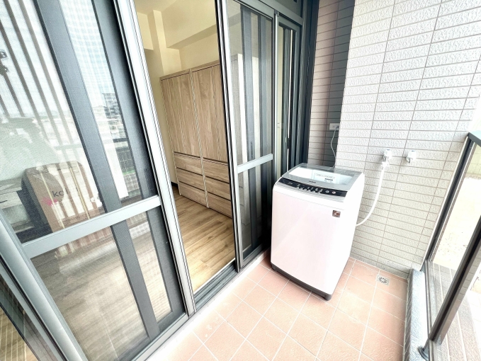 水湳✅可租補✔陽台洗衣機❤（第13張）