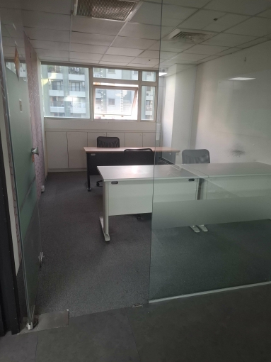 勞工公園獅甲捷運站旁辦公大樓（第3張）