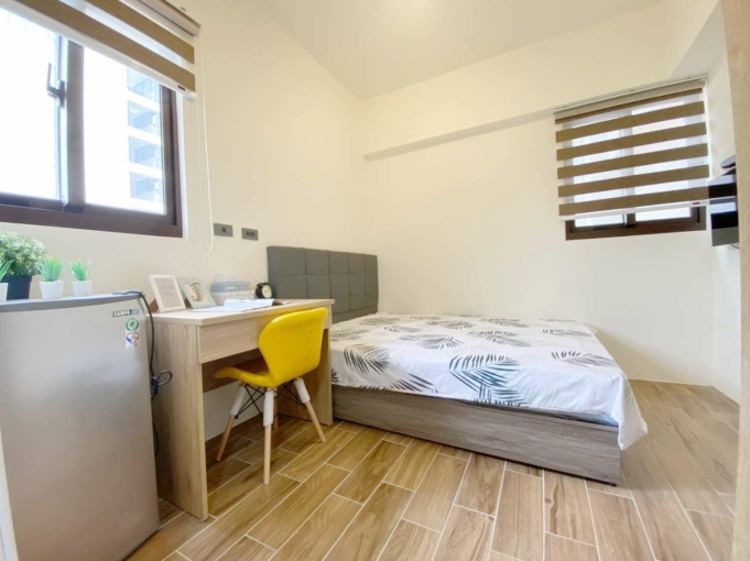 嶺東💖✔CP高✨機車好停 - Image 1