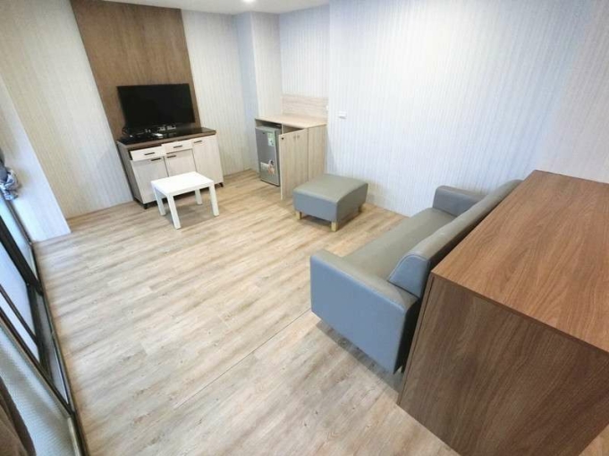 🧡請加賴🧡電梯美屋🧡近中國醫🧡陽台獨洗🧡代收包裹🧡機車位🧡秒殺速洽🧡（第6張）