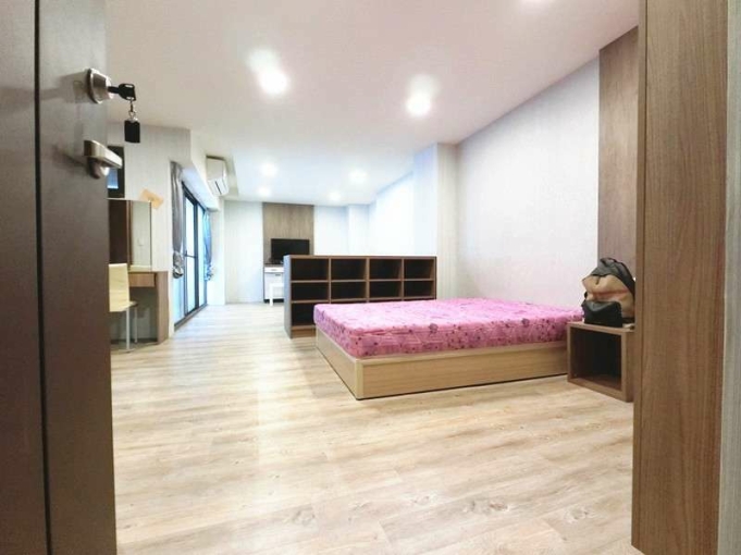 🧡請加賴🧡電梯美屋🧡近中國醫🧡陽台獨洗🧡代收包裹🧡機車位🧡秒殺速洽🧡（第2張）