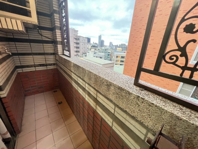 漢口❤️電梯🎈租補✨車位（第8張）