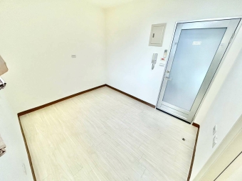 🧡請加賴🧡電梯🧡工作室🧡適合美甲美睫🧡美業🧡代收包裹🧡超秒殺🧡（第1張）