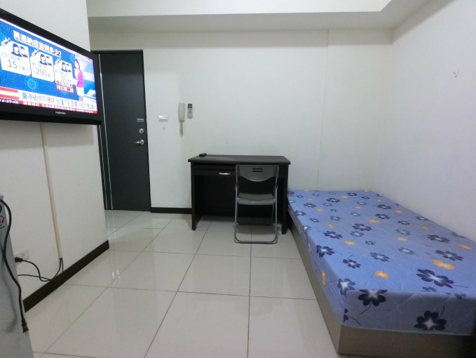 中台科大❤室內機車位✔可租補（第5張）