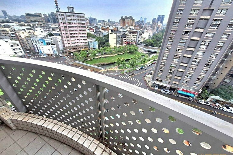 兆基社會住宅🏠西區大地球獨洗曬拎包住雙補大套房(第8張)