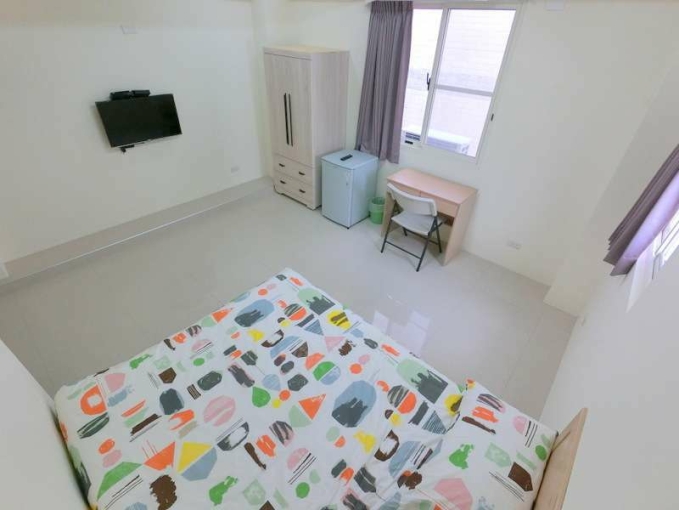 💖可租補✨一層2戶🏠獨洗✔️近台中女中💖 - Image 1