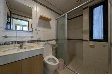 人本河岸大三房平車*獅子王（第8張）