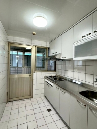 中正區.捷運東門站.可租補.電梯大樓.平坡車位可租.舒適大空間三房二廳（第9張）