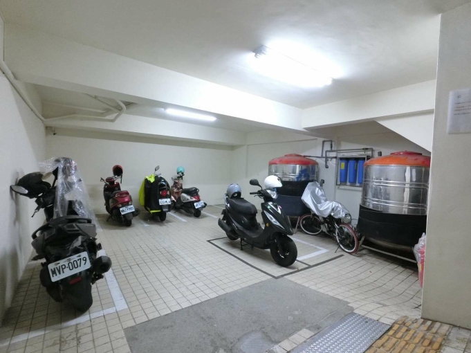 🧡加賴約看🧡運動爬梯🧡租屋補助🧡陽台獨洗🧡地下機車位🧡秒殺物件🧡（第13張）