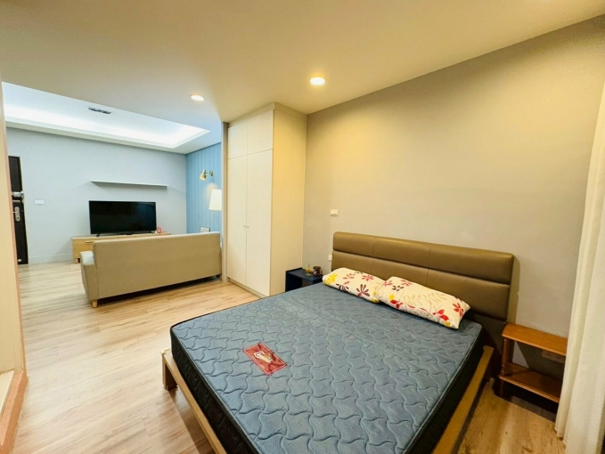 獨立大套房近捷運新市府獨洗獨曬烘衣機（第6張）