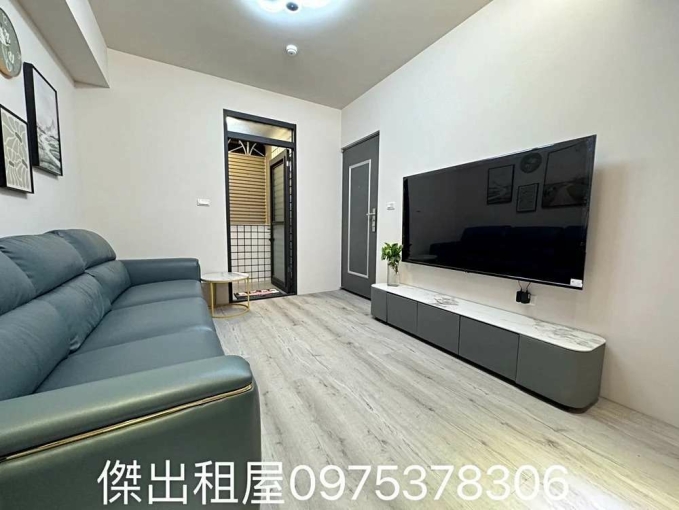 傑出租屋/電梯全新裝潢1+1,獨洗,可補助! - Image 3