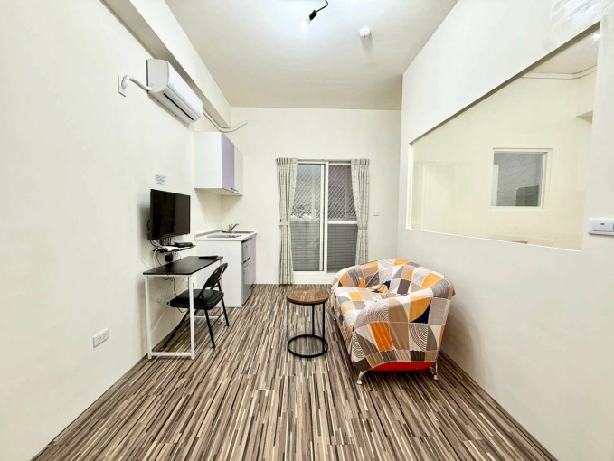 燙到要放耳邊降溫✨1房1廳⚡可租補✨陽台獨洗💕近一中 中友⚡宇你相見（第4張）