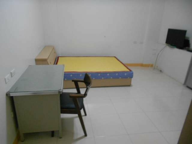 免仲介費 廣福路旁透天3樓優質網路大套房出租（第8張）