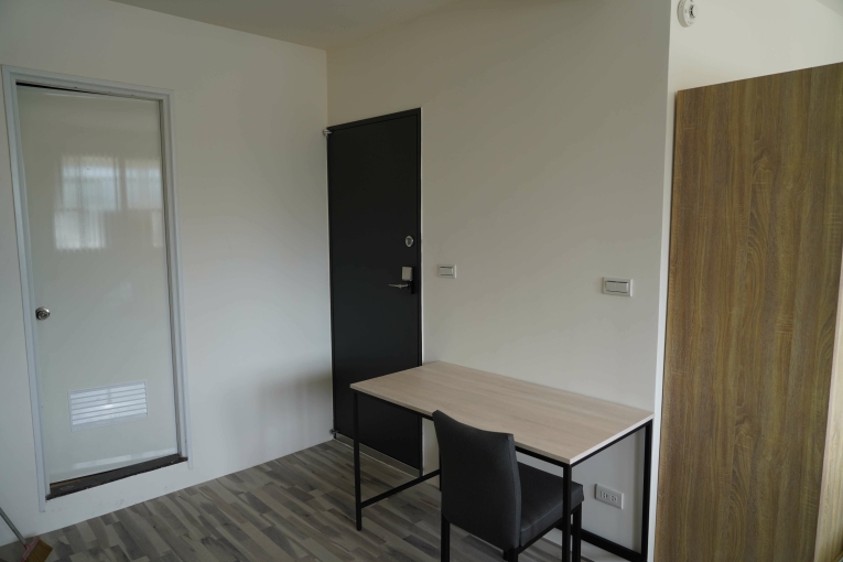 近江子翠捷運站,全新裝潢套房 - Image 3