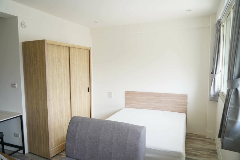 近江子翠捷運站,全新裝潢套房 - Image 2