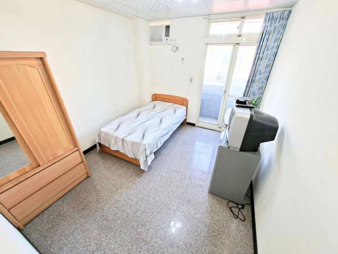 🧡加賴約🧡電梯美屋🧡單人床🧡租屋補助🧡採光陽台🧡秒殺物件🧡 - Image 1