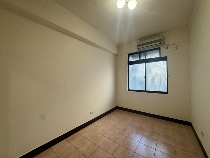 台貿一村💯全新裝修三房兩衛✅可寵採光通風機能極佳 - Image 8