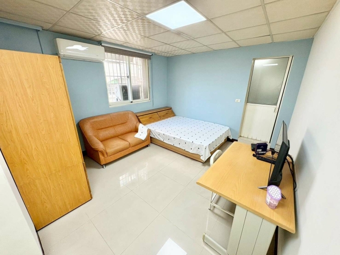 嶺東✔可租補✨cp高✔（第1張）