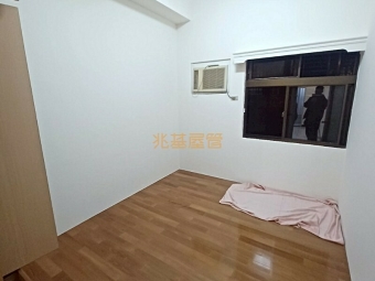 兆基社會住宅🏠⛳️~深坑鬧區~稀有乾淨一樓三房~⛳️（第7張）