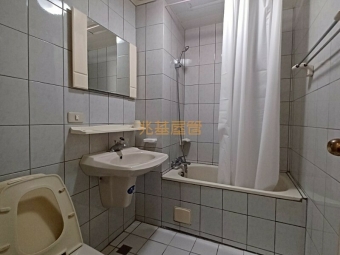 兆基社會住宅🏠⛳️~深坑鬧區~稀有乾淨一樓三房~⛳️（第14張）