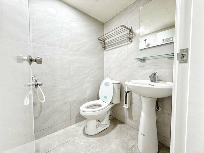 蓁心推薦💖北區推一下絕裂可租房屋補助可貓咪質感拉滿稀有格局衛浴沒有開窗有抽風陽台獨洗曬系統櫃傢俱全配爬樓梯套房(第10張)