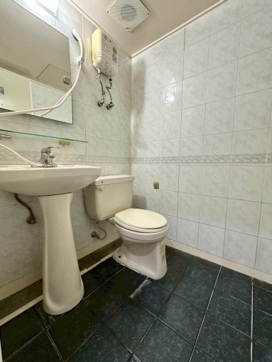 陽台獨洗✔️租屋補助✔️電梯✔️子母車✔️管理員（第6張）