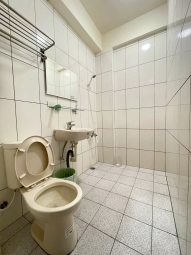 正南屯路透店1~3樓出租（第15張）