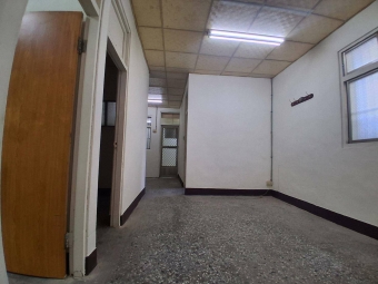 建興路大平房邊間雙面路（第1張）