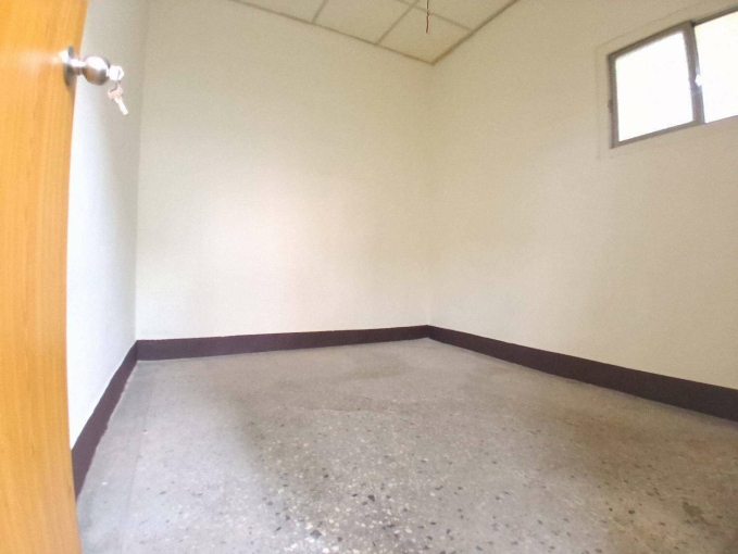 建興路大平房邊間雙面路（第6張）