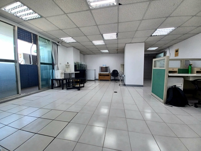 前鎮可住可辦明亮二房 - Image 7