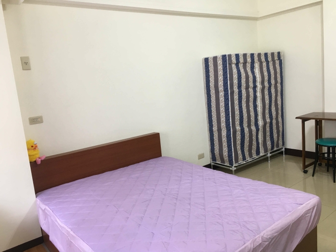 Sogo海華天晟工業區警衛採光大套房 自租免仲無補 - Image 4