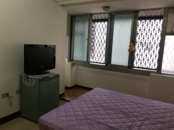 Sogo海華天晟工業區警衛採光大套房 自租免仲無補 - Image 10