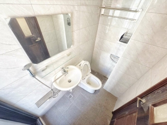 北區衛浴開窗採光通風曉明女中整棟新蓋可租補多間可選陽台獨洗曬流理台雙層冰箱變頻冷氣電梯套房（第7張）