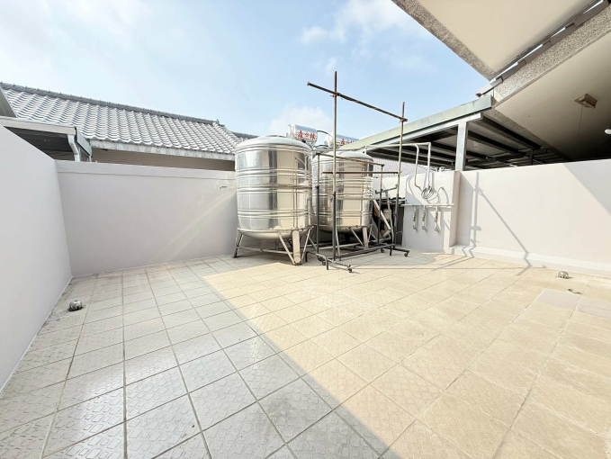 大明高中對面 臨12米路~透店大四房、可租補、可寵 - Image 10