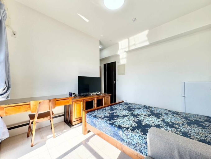 陽光明媚🔆大套房🏅可租補💎陽台獨洗曬🌷衛浴開窗🔆頂樓曬被（第3張）