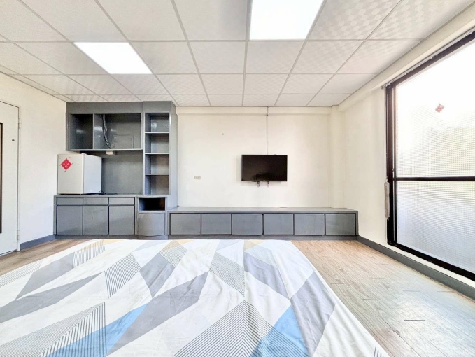 🔥西屯可租補🔥陽台獨曬🔥飲水機子母車🔥近漢口國中（第5張）