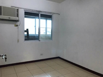 薇閣皇家4房~邊間雙衛浴開窗室內空間大 - Image 16