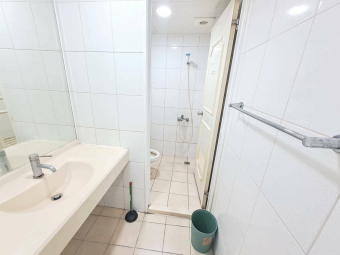 可租補☆電梯管理員☆大四房☆機上車位（第15張）