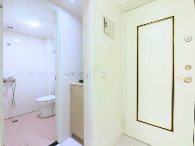 可租補☆精誠商圈近勤美☆陽台獨洗☆（第12張）