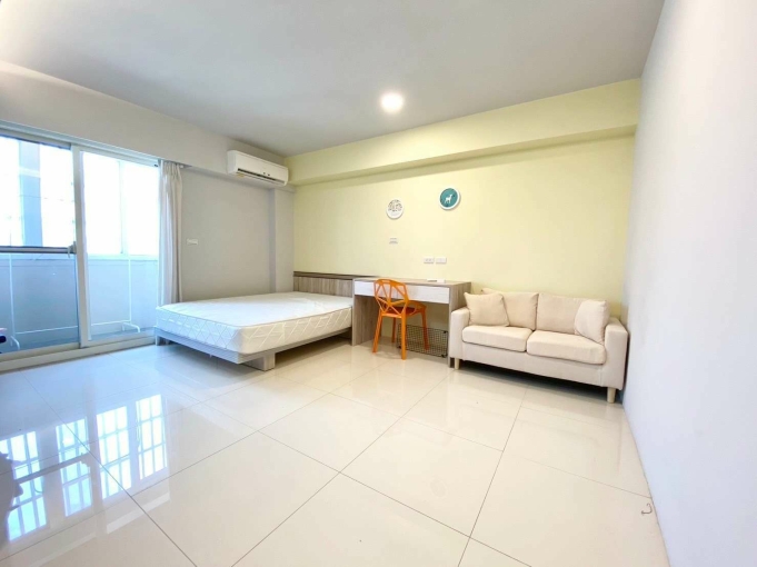 廷選好屋✨房間大間採光佳✨管理員代收包裹✨陽台獨洗曬✨可租補 - Image 8