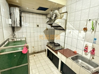 兆基社會住宅🏠延平街✅古色古香✅低樓層大陽台3房1廳1衛✅（第6張）