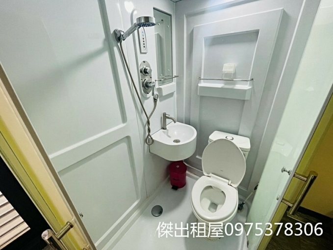 傑出租屋/藝文大有大業,陽台獨洗（第4張）