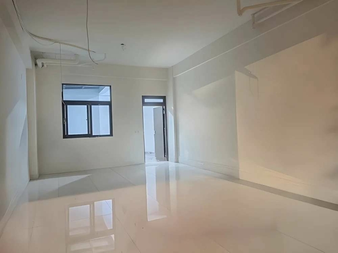 六家小店面門前可停車*獅子王（第2張）