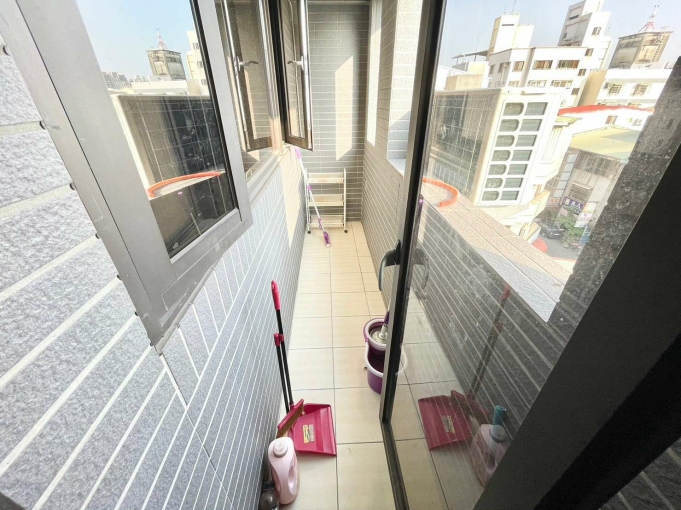 可租補*1房1廳*陽台獨洗曬*可貓*室內機車位*子母車～（第15張）