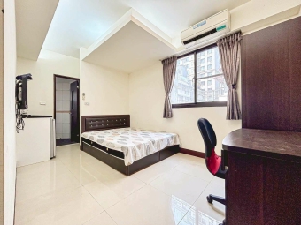 陽台獨洗✨電梯套房✨流理臺⚡人頭雙租補✨室內機車位（第1張）