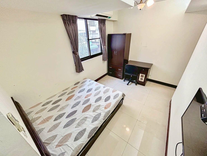 陽台獨洗✨電梯套房✨流理臺⚡人頭雙租補✨室內機車位（第6張）