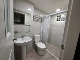 莊敬路全新裝潢，稀有面寬1樓可停車，近捷運交通及生活機能方便 - Image 18